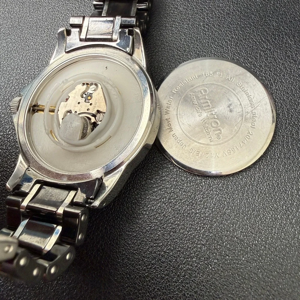Armitron‎ 20/4718SV Men's Black Dial Analog Bracelet Watch WORKING FOR PARTS